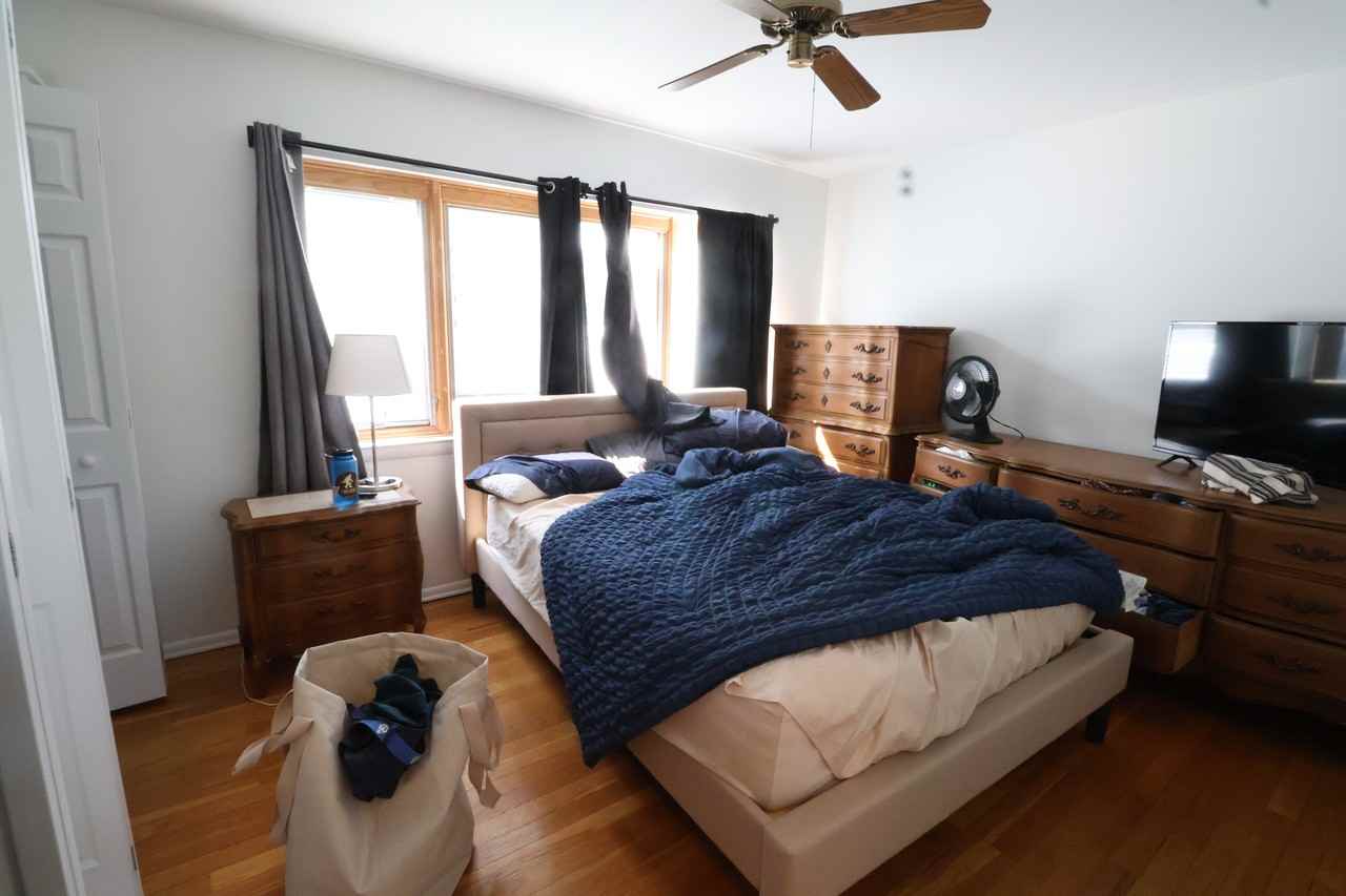 734 Lombard St #1 - Photo 5 of 11