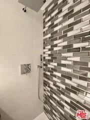 999 N Doheny Dr #706 - Photo 7 of 8