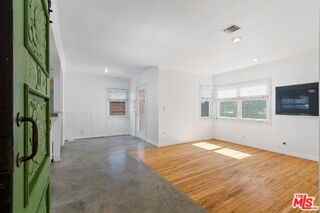 11929 Wagner St - Photo 4 of 8