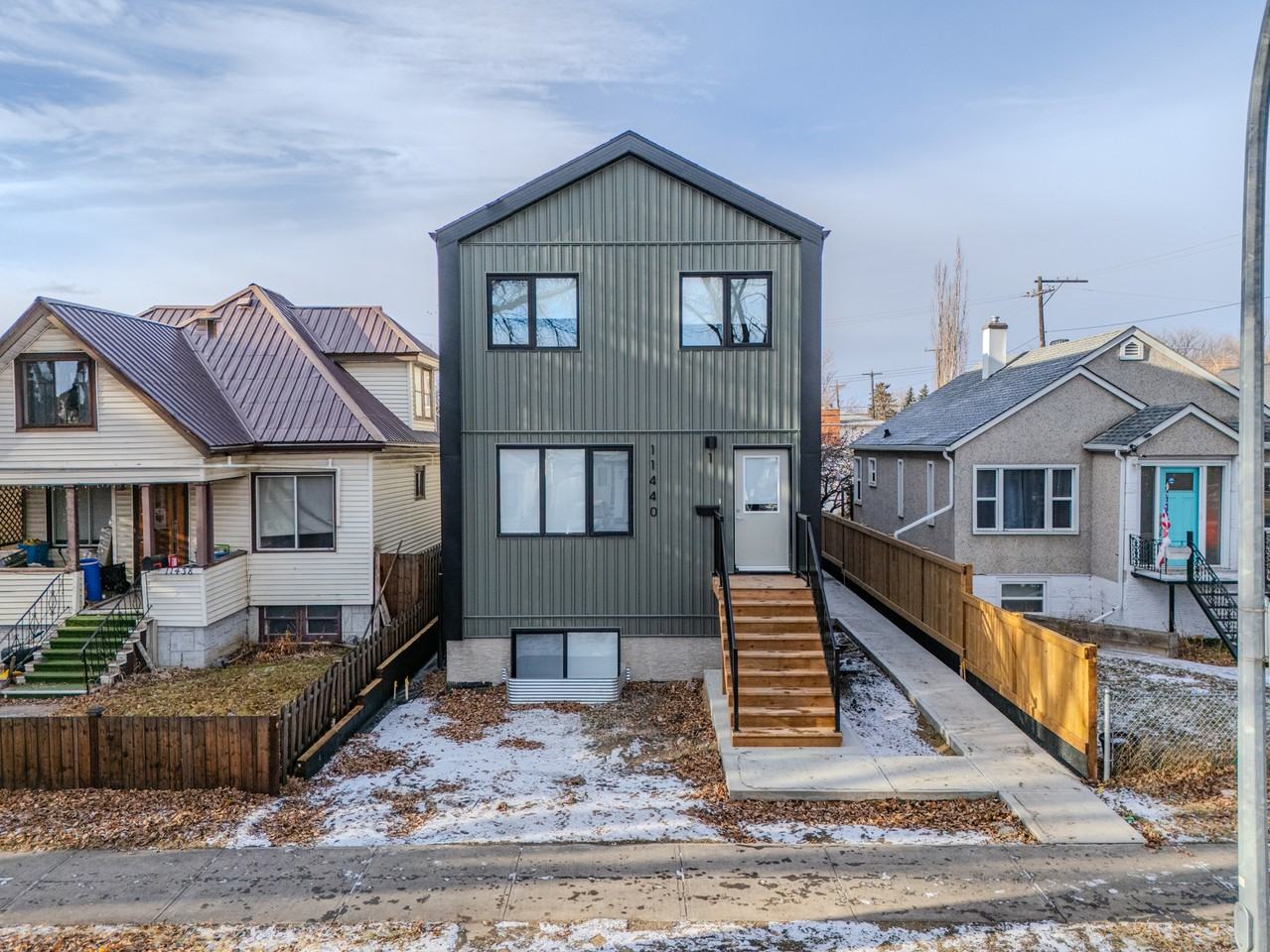 11440 87 Street Northwest - Photo 2 of 28