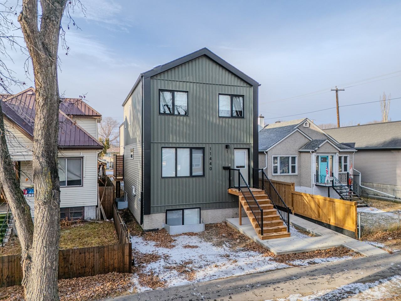 11440 87 Street Northwest - Photo 3 of 28