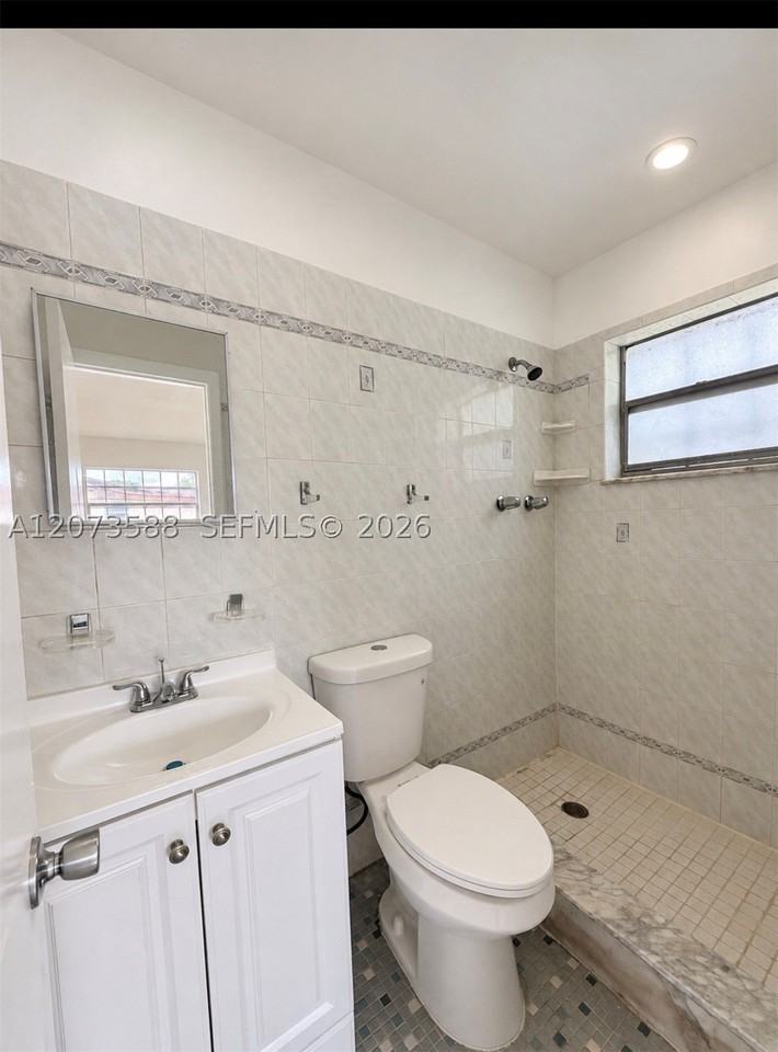19211 Nw 52nd Ave - Photo 6 of 6