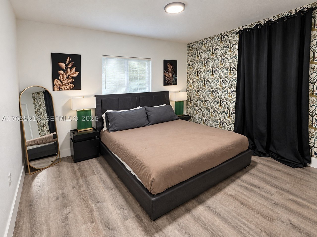 520 Nw 45th St - Photo 5 of 7