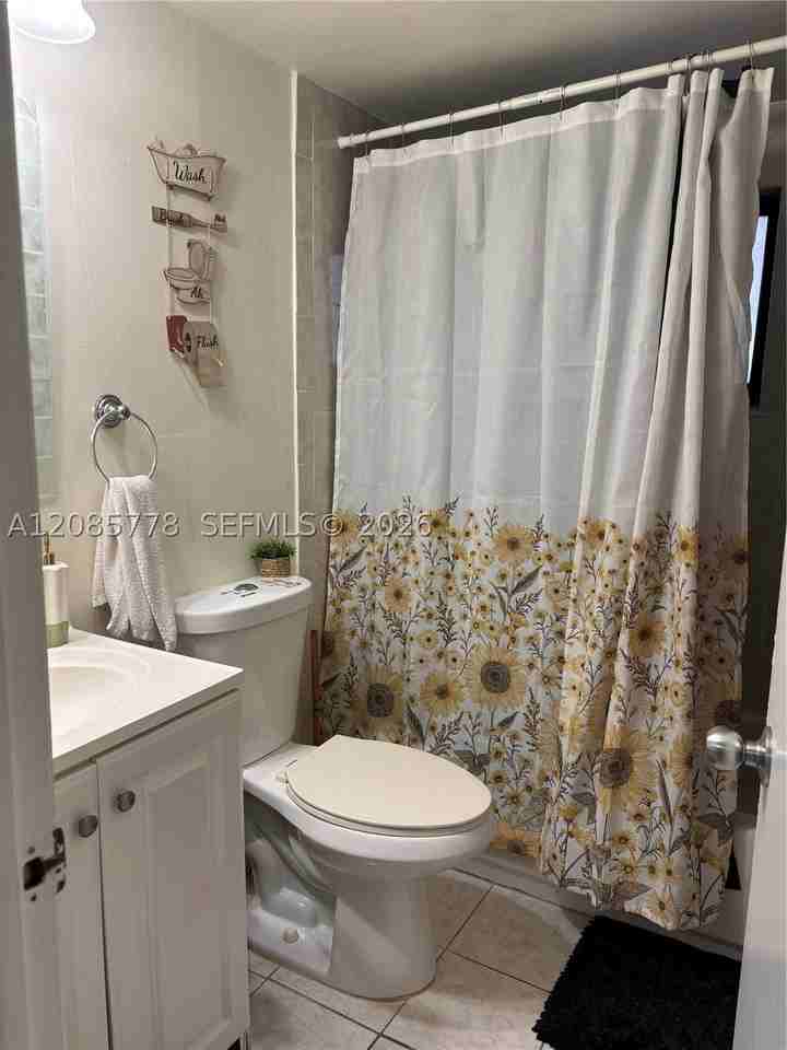 7861 W 29th Way #101 - Photo 4 of 10