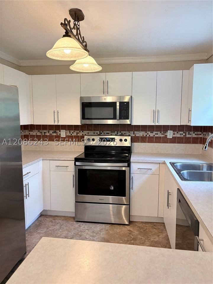 2297 Nw 171st Ter - Photo 7 of 30