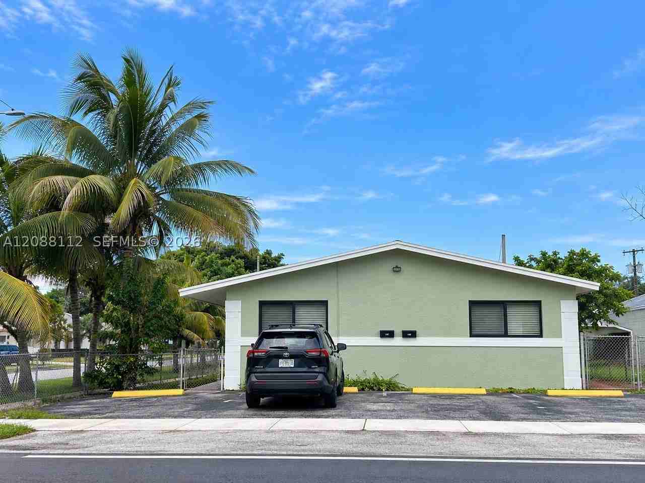 747 Sw 5th St - Photo 7 of 7