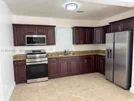 featured image of 1129 Sw 10th St