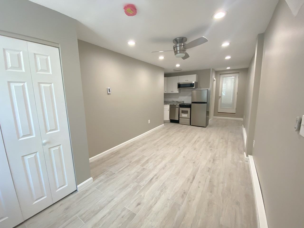 466 Commercial St #1 - Photo 2 of 8