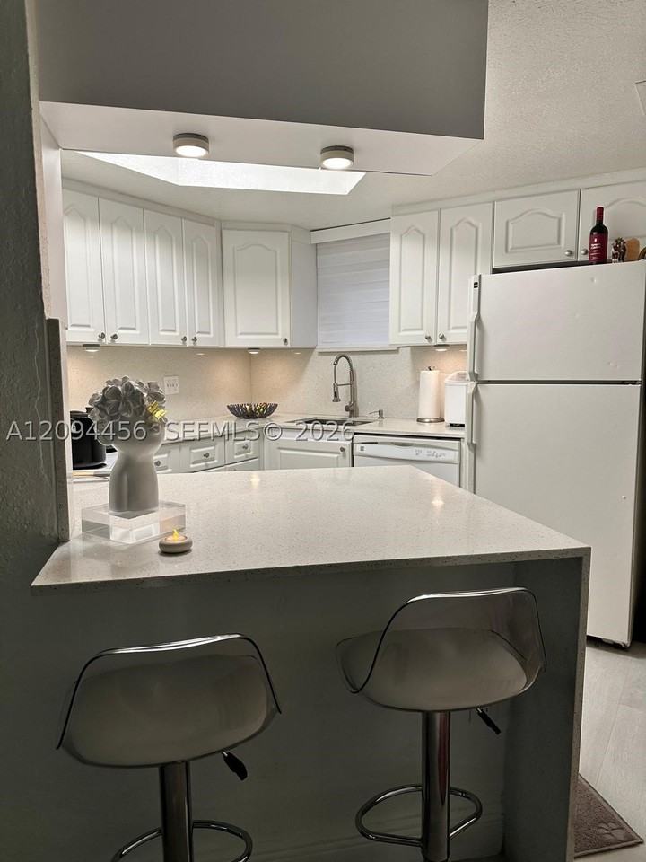 8323 Lake Dr #102 - Photo 5 of 10