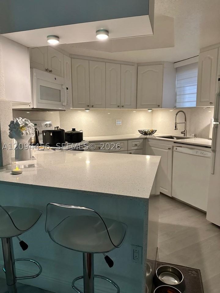 8323 Lake Dr #102 - Photo 3 of 10