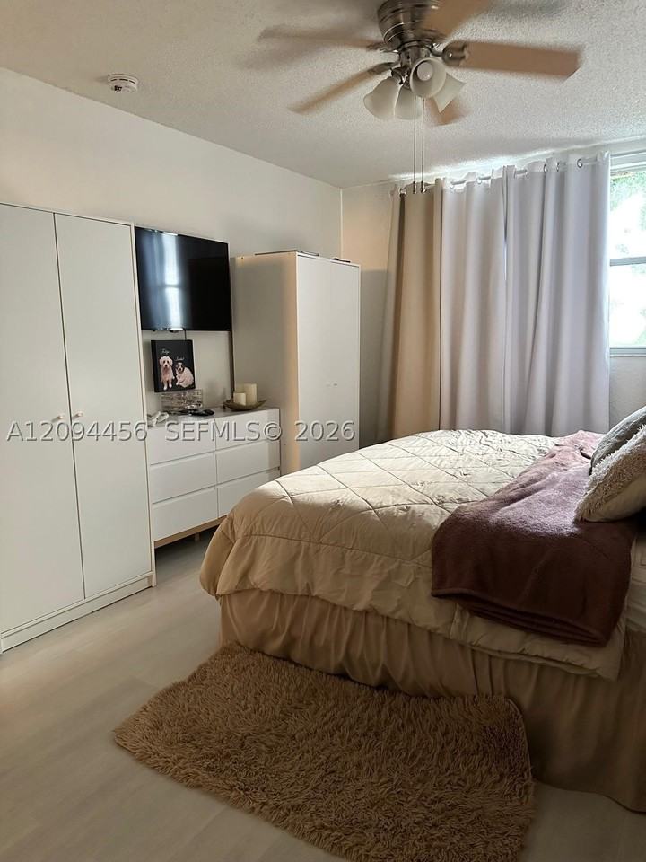 8323 Lake Dr #102 - Photo 7 of 10
