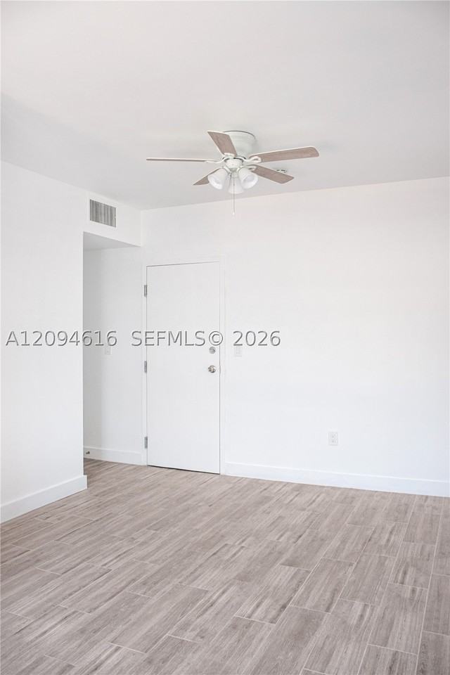 605 Euclid Ave #207 - Photo 5 of 19