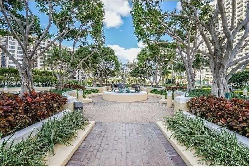 848 Brickell Key Dr #2401 - Photo 2 of 3