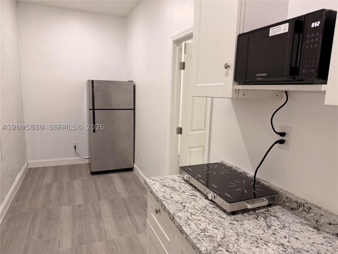 2804 Nw 7th Ct #2804 - Photo 2 of 7