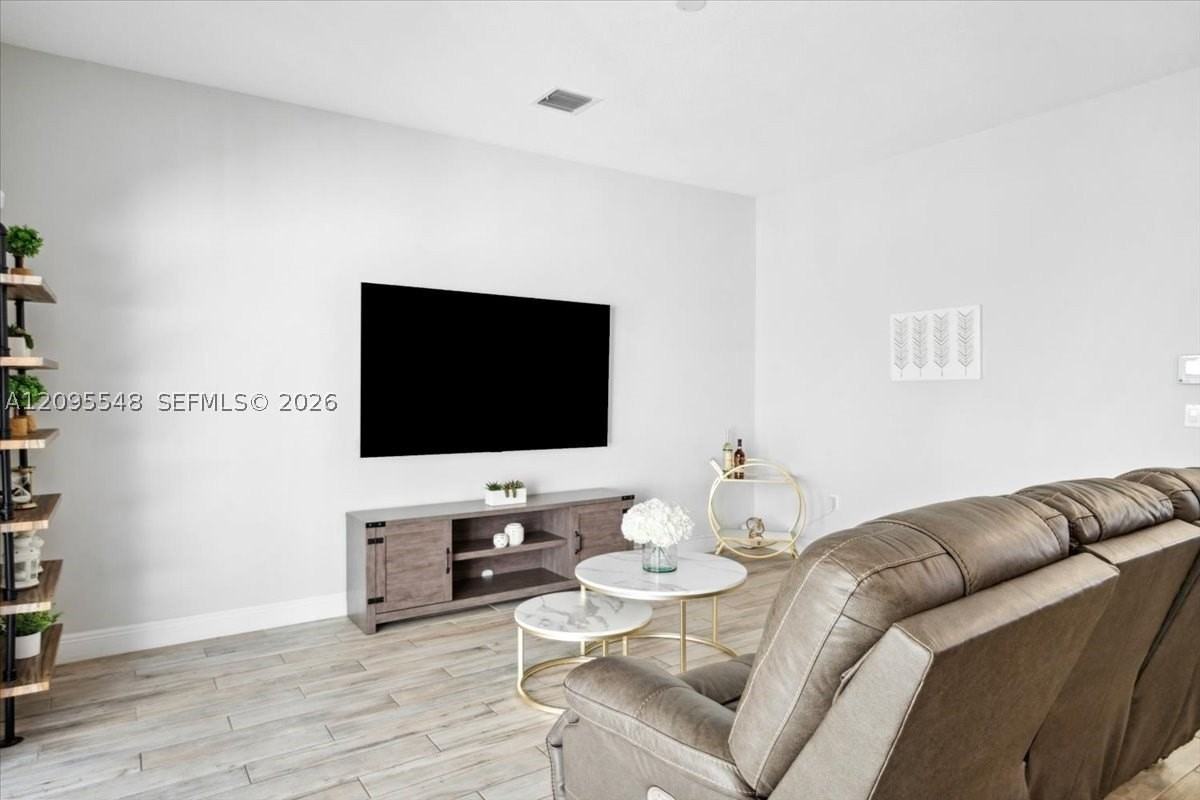 20975 Nw 1st Ct - Photo 7 of 27