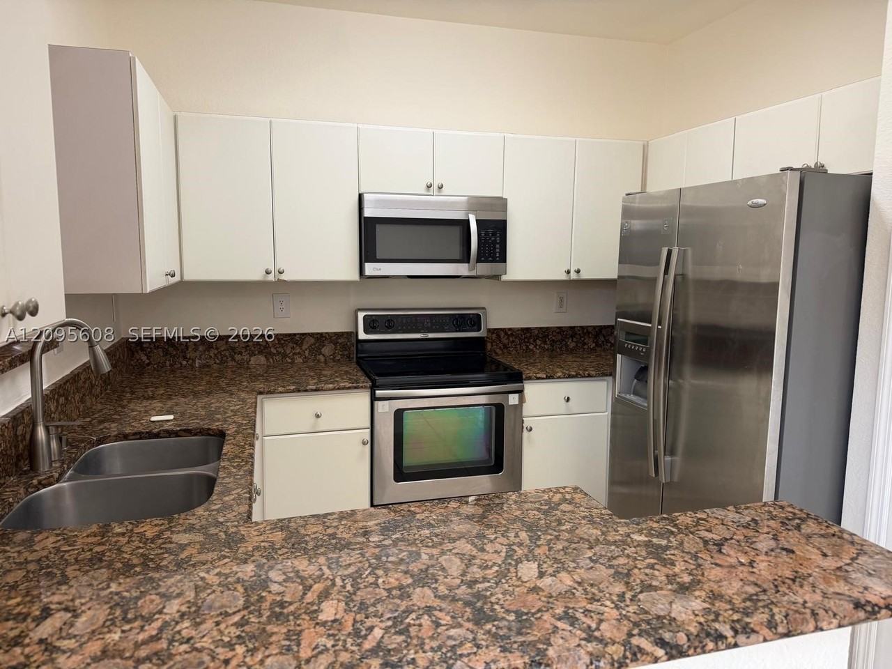 11915 Sw 153rd Ct #11915 - Photo 5 of 13