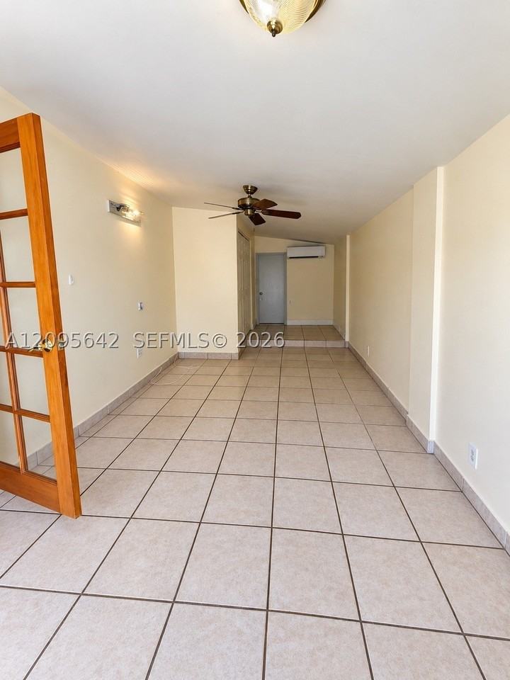 2519 Nw 62nd Ter - Photo 4 of 10