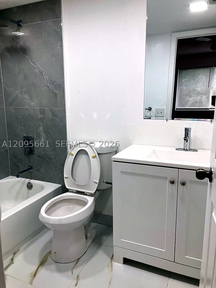 4025 W Mcnab Rd #E312 - Photo 6 of 16