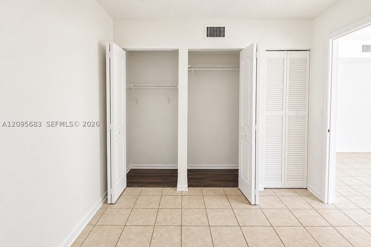 8400 Sw 133rd Avenue Rd #318 - Photo 6 of 21
