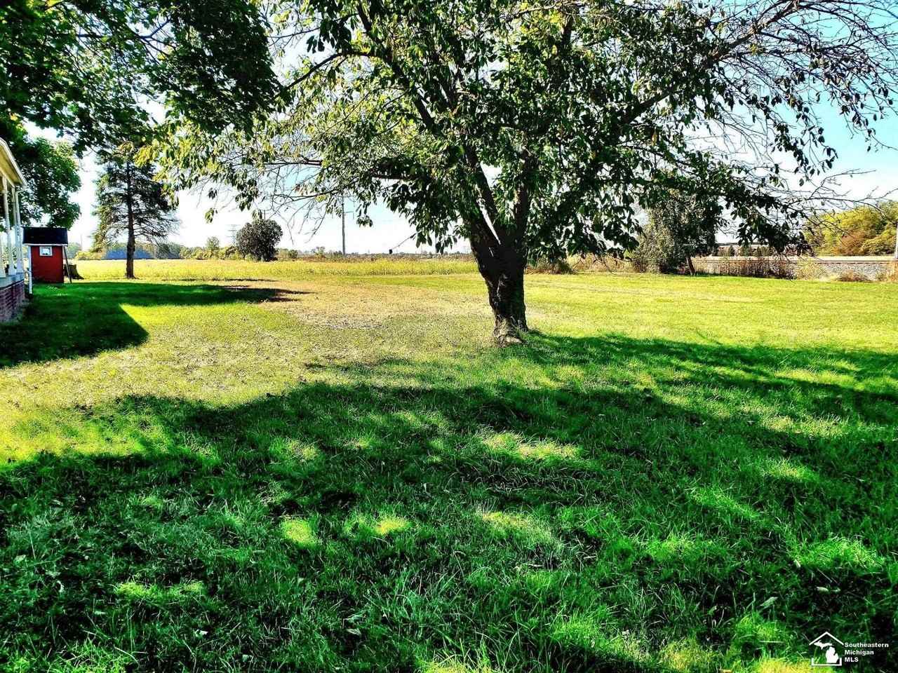 5889 E Albain Rd - Photo 2 of 12