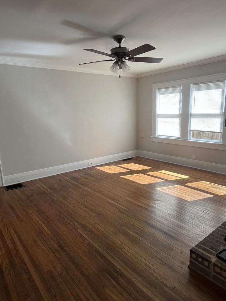 2720 Holt St #1 - Photo 6 of 24