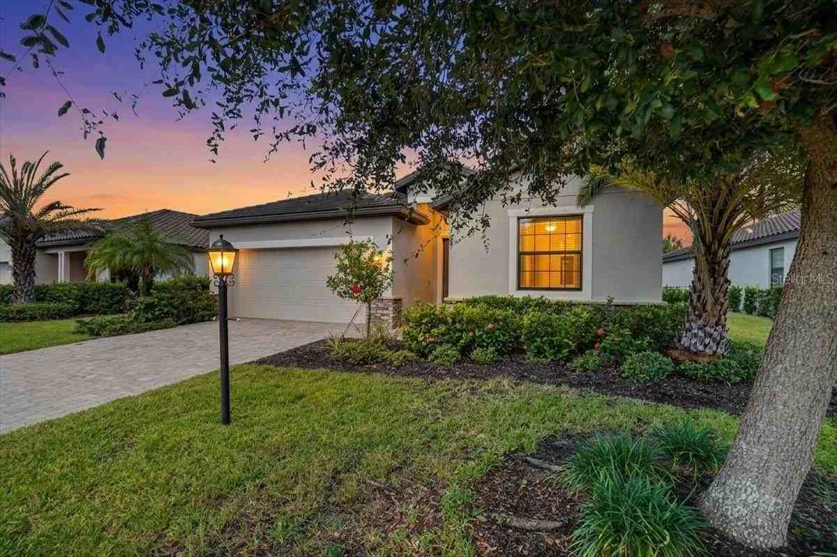 17307 Blue Ridge Pl - Photo 2 of 50