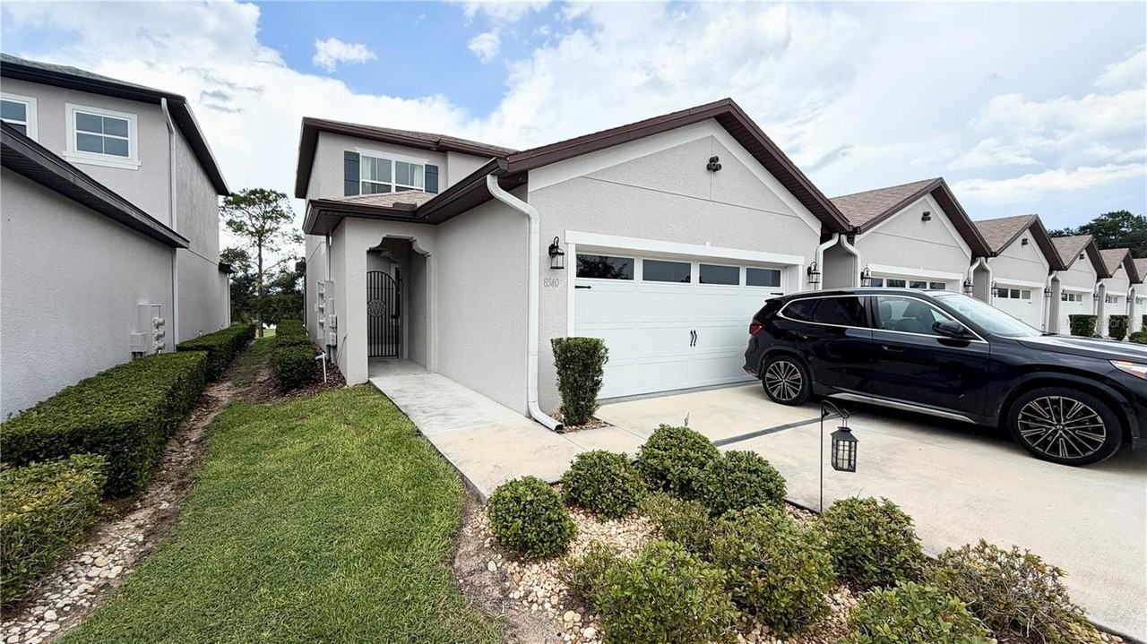8540 Magnificent Ln - Photo 2 of 50