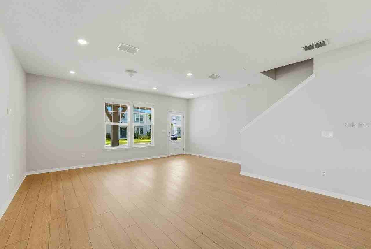 6254 Sunny Time Ave - Photo 5 of 25