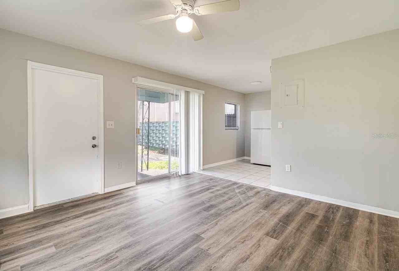 1327 W Point Dr #A - Photo 4 of 14