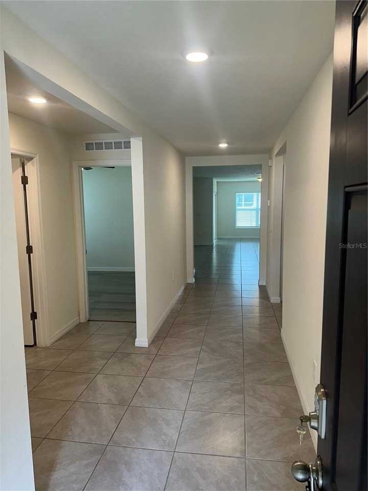 6911 Se 112th Ln - Photo 3 of 19