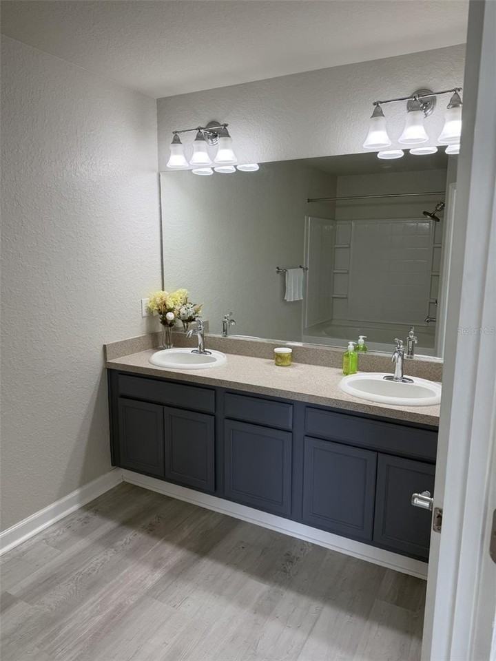 4500 Sw 52nd Cir #105 - Photo 3 of 28