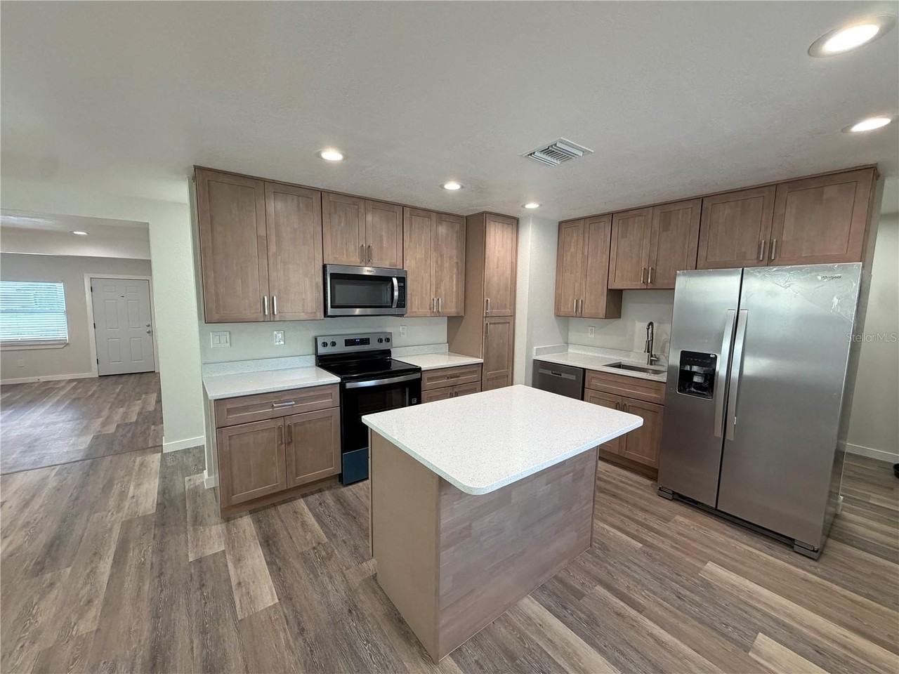 301 Lesesne St - Photo 7 of 35