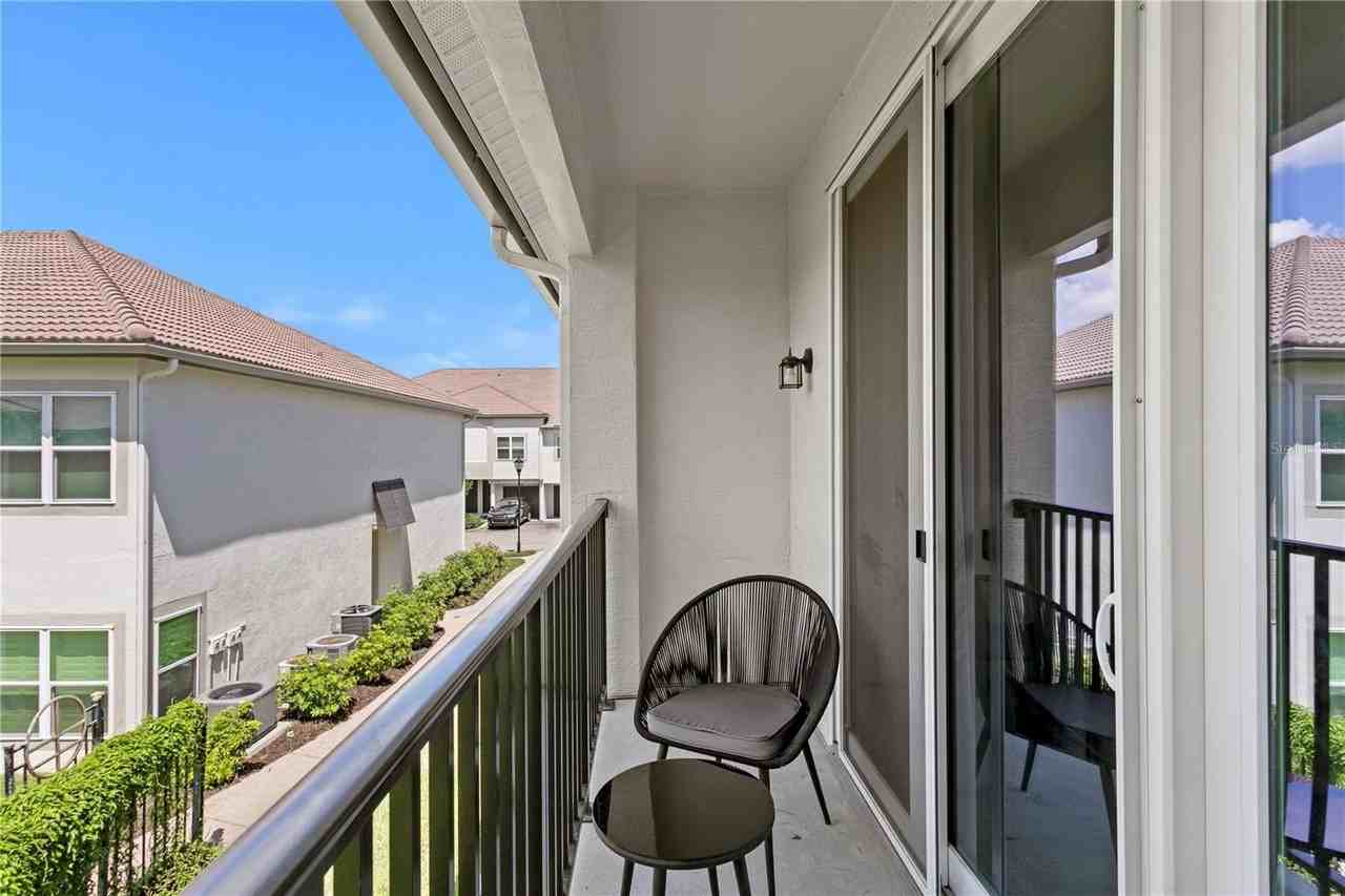 1040 Normandy Trace Rd - Photo 4 of 37