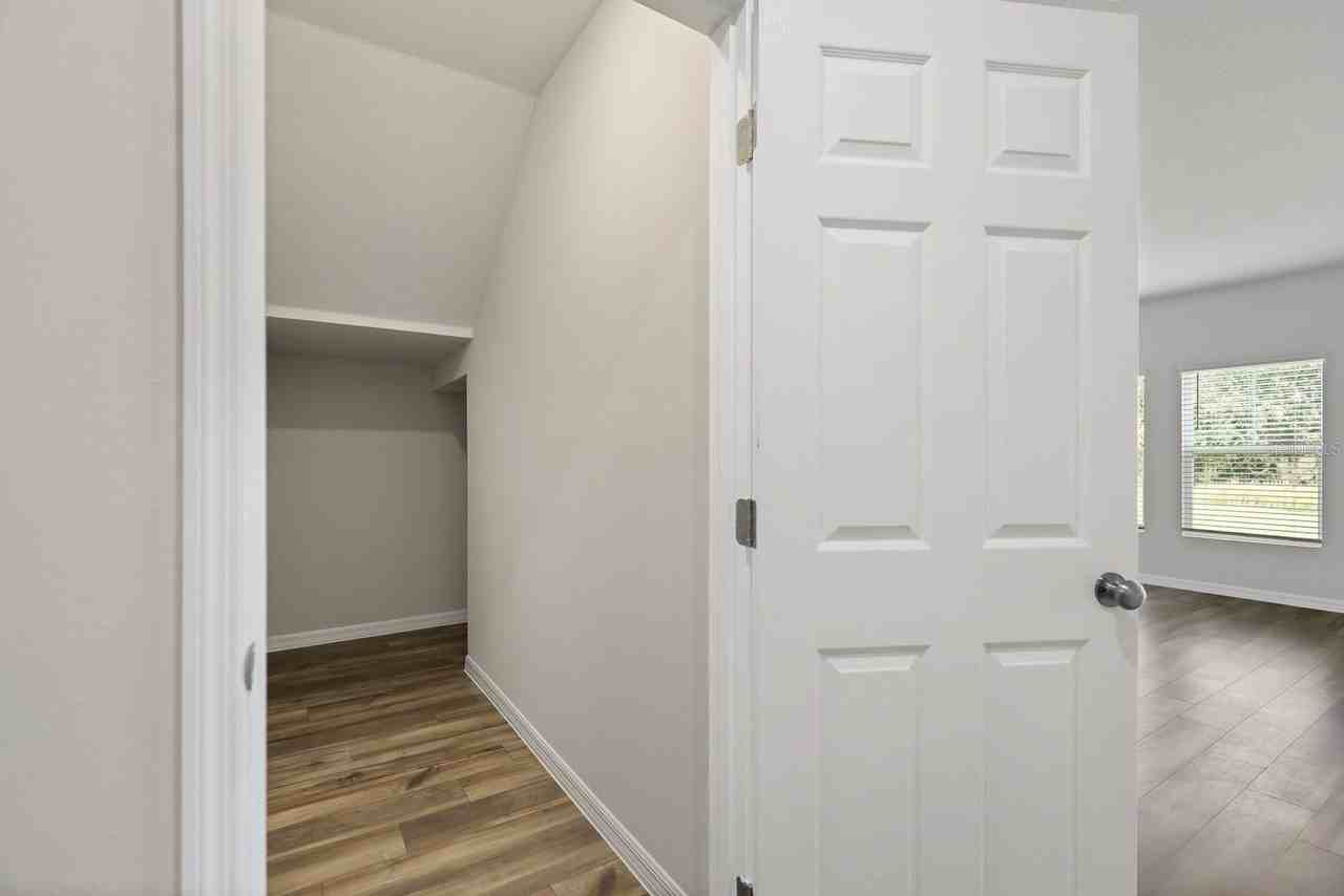 13034 Wellspring Dr - Photo 5 of 24