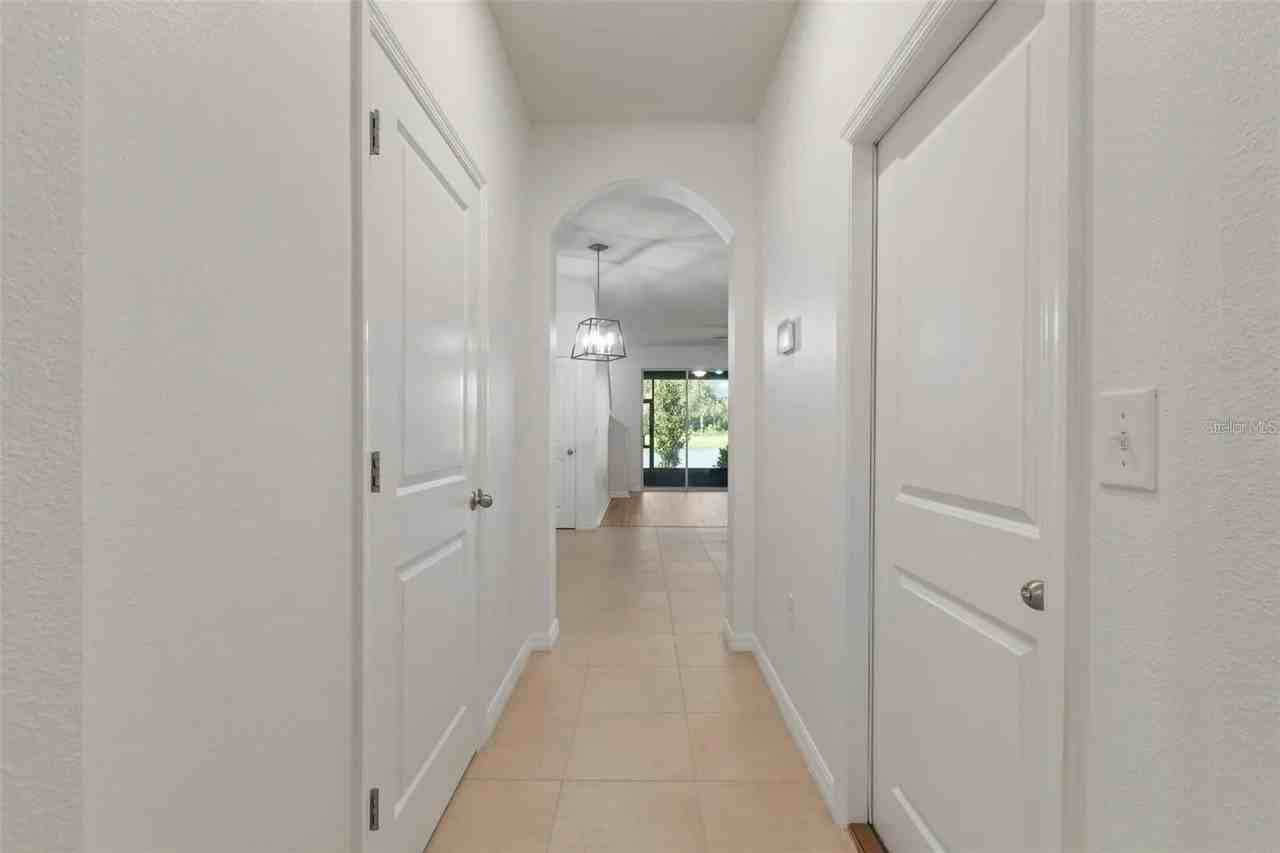 2879 Suncoast Blend Dr - Photo 5 of 36