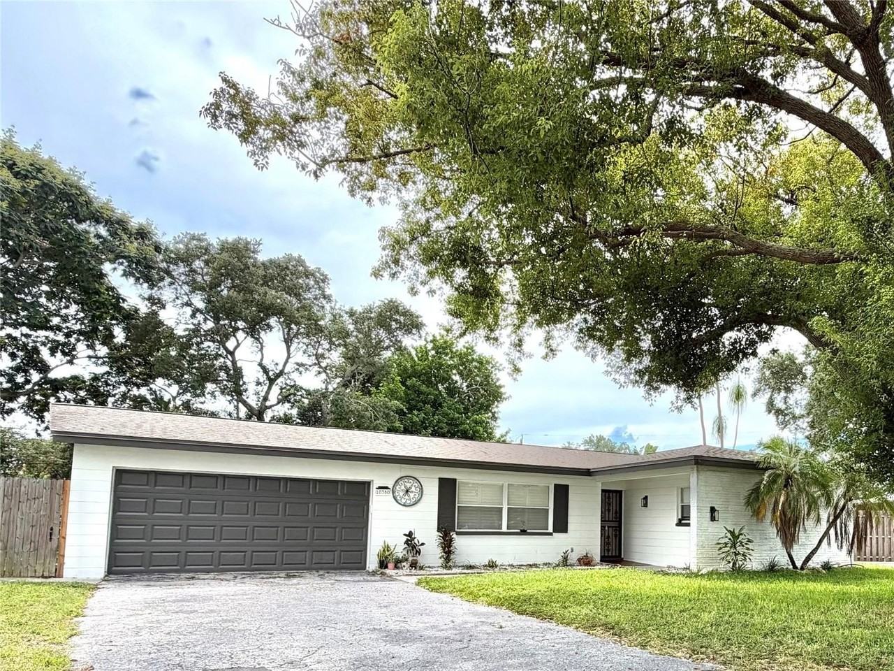 10380 Tangelo Rd - Photo 2 of 43