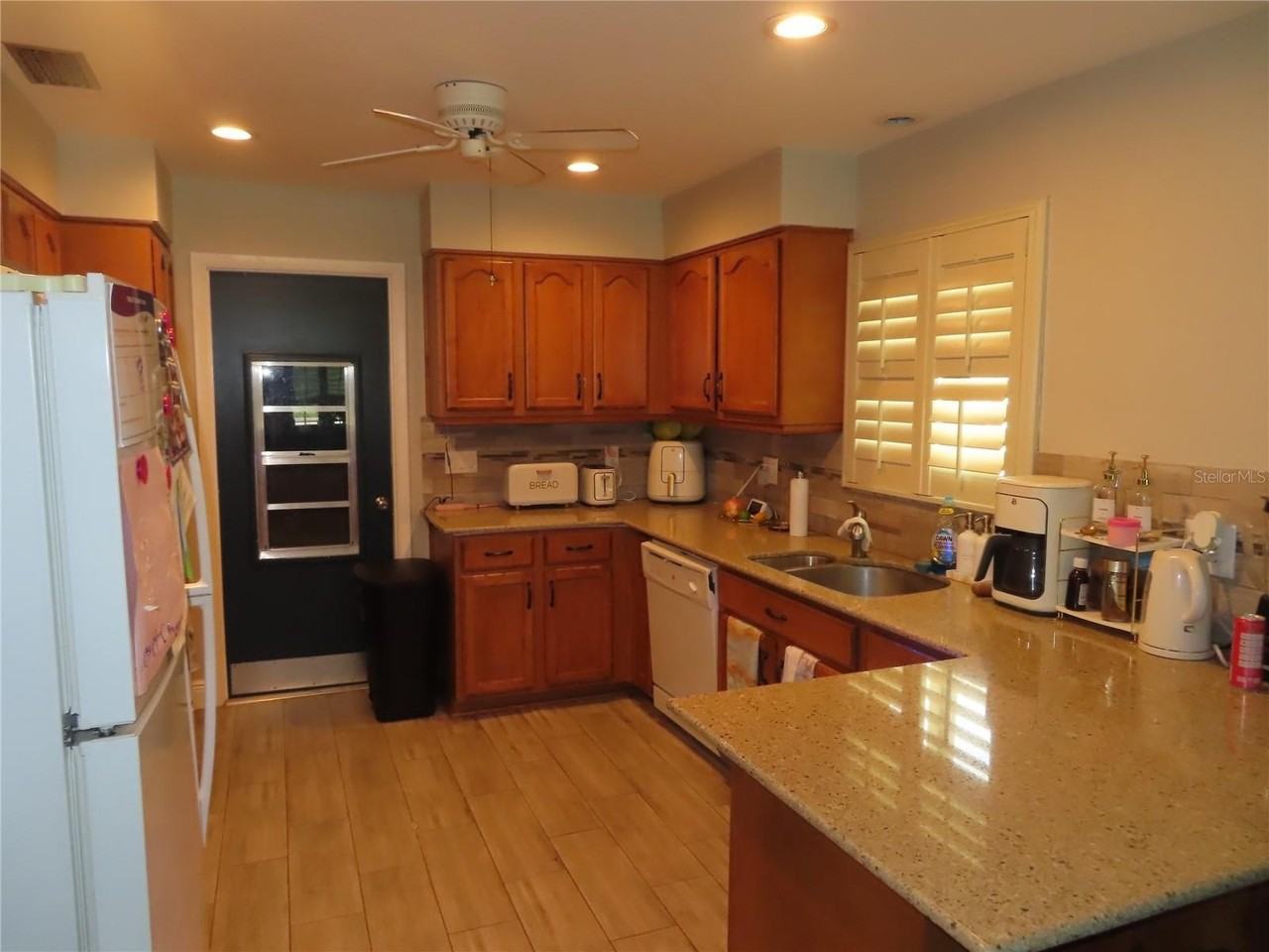 28524 Twinbrook Ln - Photo 5 of 20