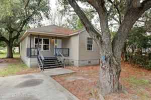featured image of 2001 43rd Ave