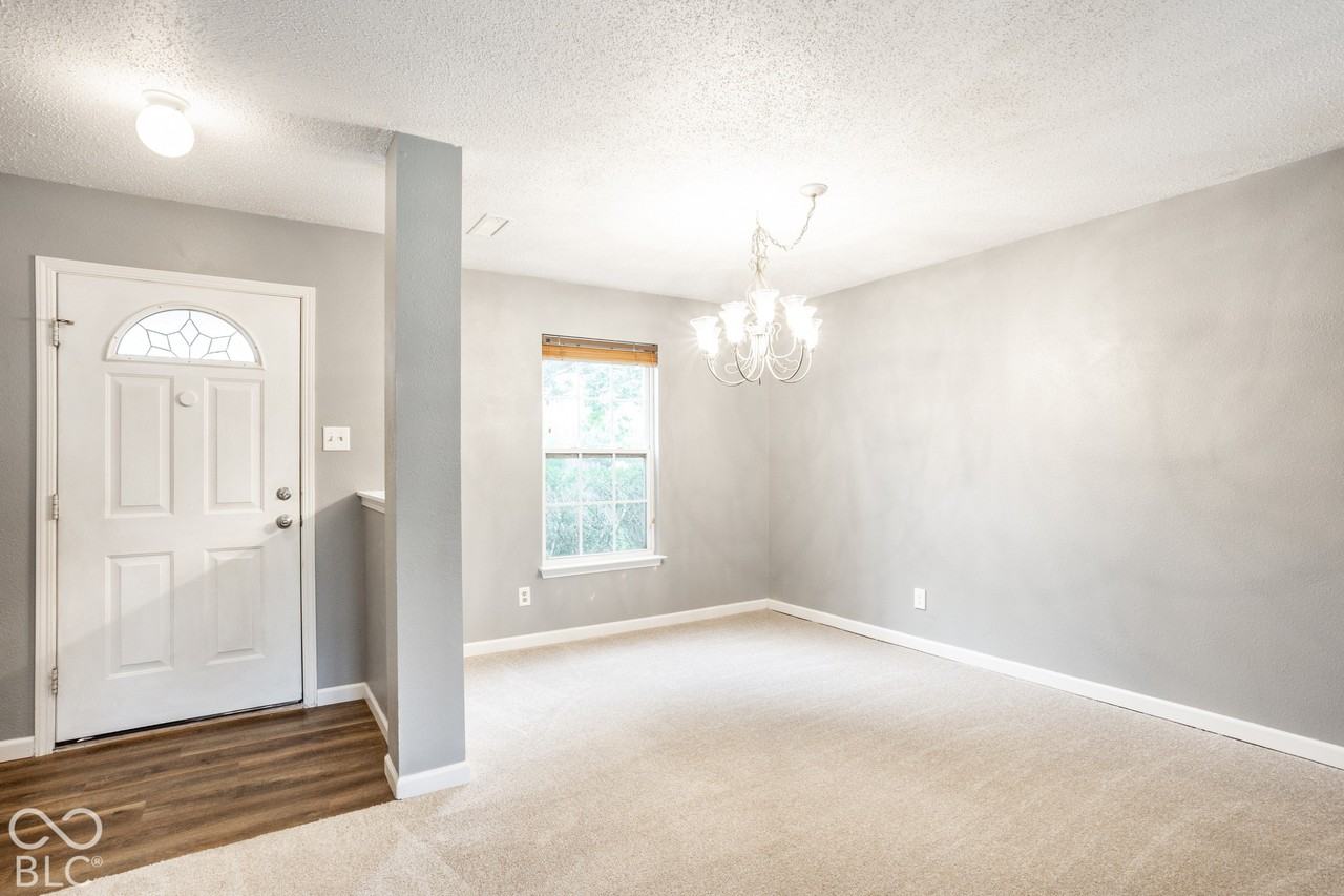 6809 W Dover Pl - Photo 4 of 35