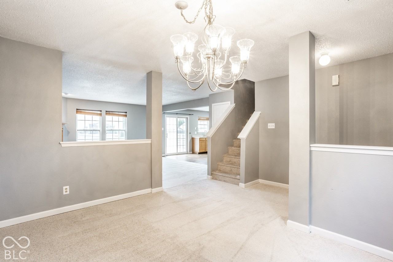 6809 W Dover Pl - Photo 6 of 35