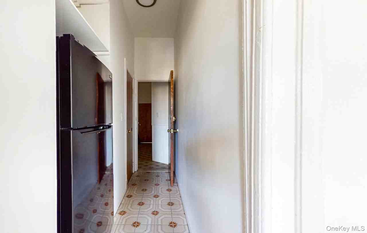 2013 Greene Ave #2 - Photo 4 of 19