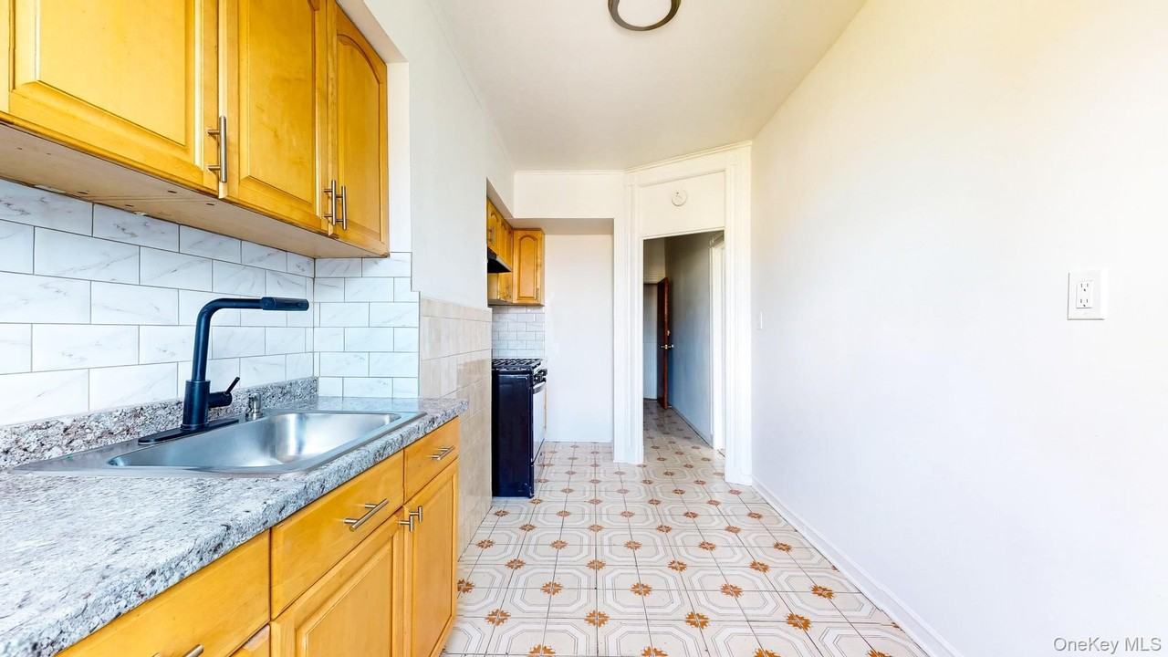 2013 Greene Ave #2 - Photo 7 of 19