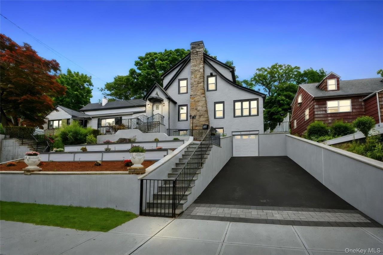 210 Rumsey Rd