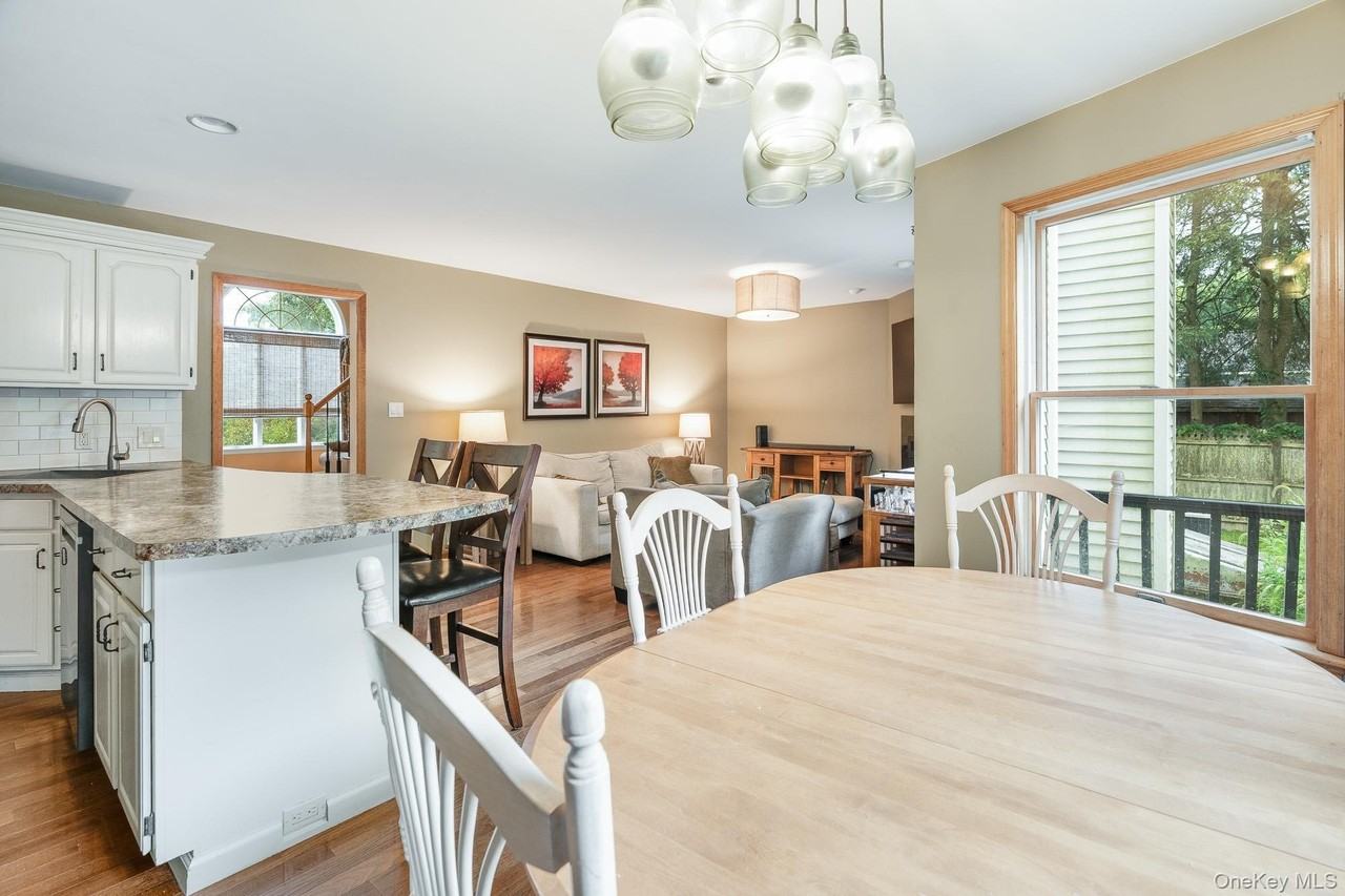 66 Mulberry St - Photo 7 of 28
