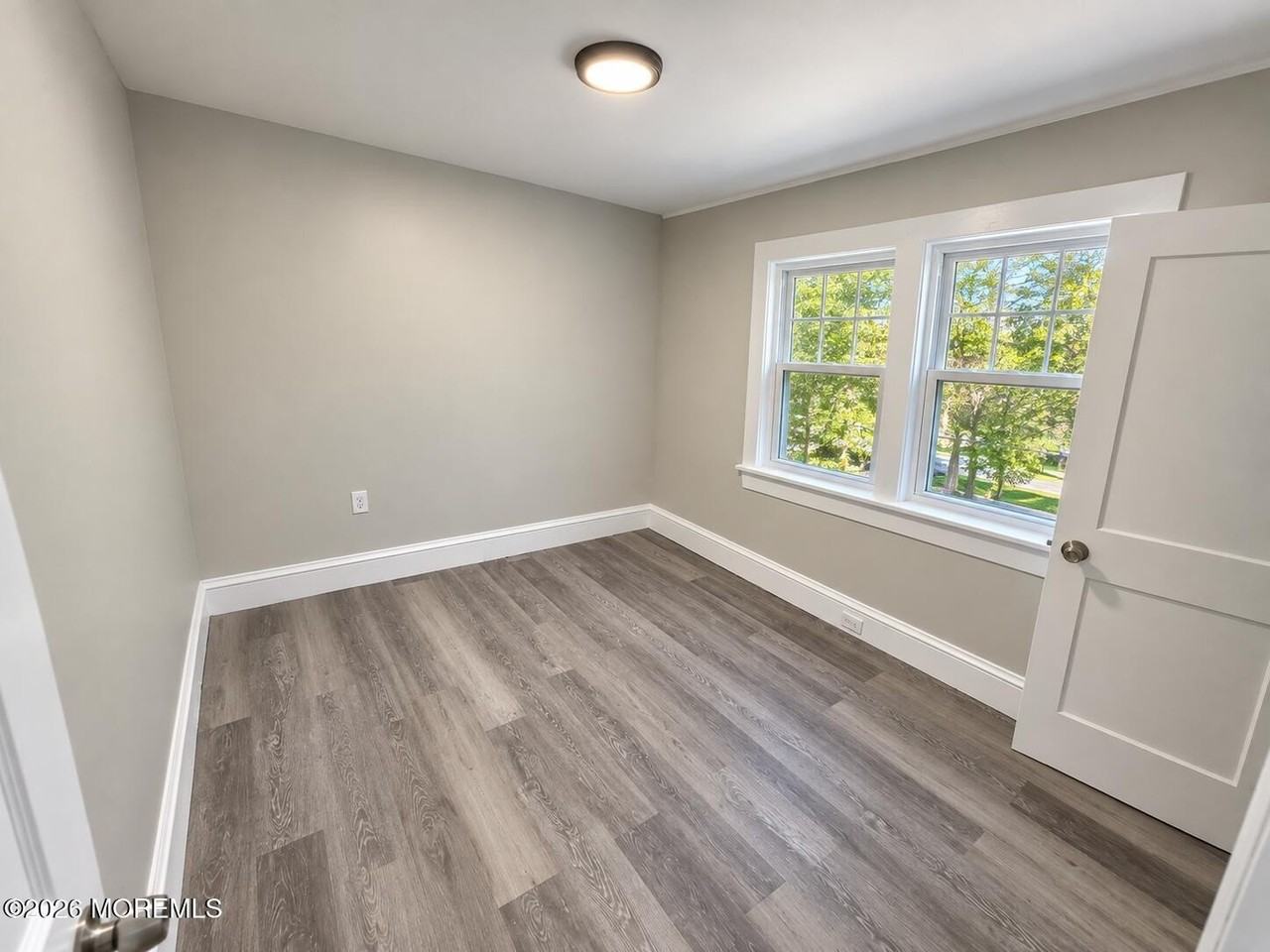 209 De Witt Ave #1 - Photo 5 of 7