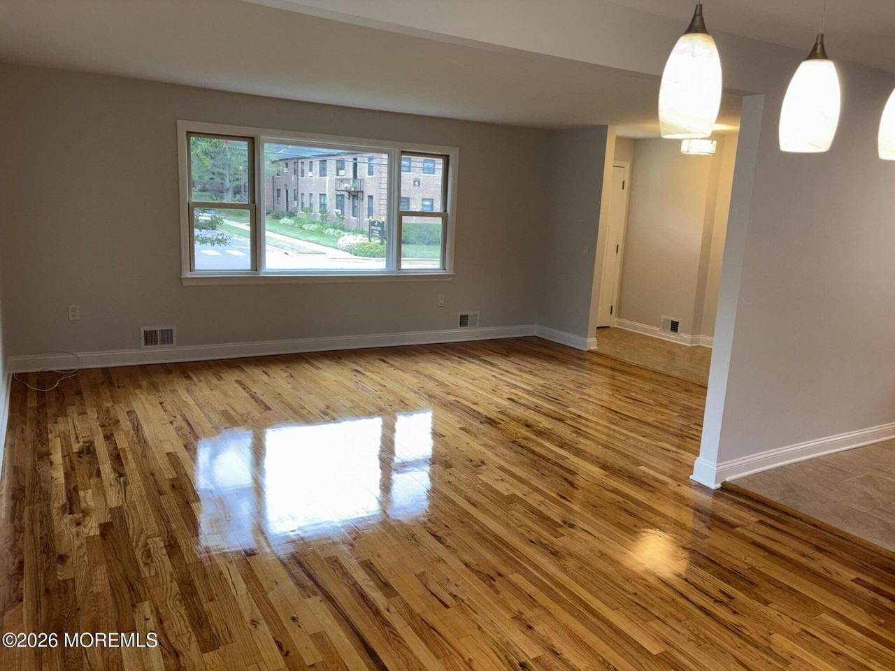 274 Spring St #A - Photo 4 of 28