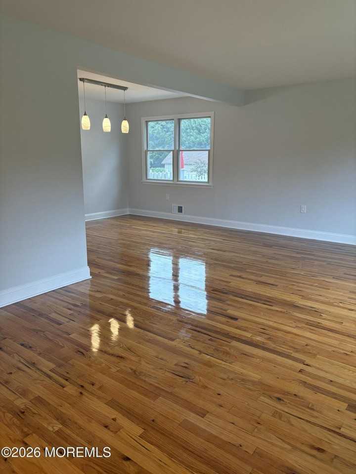 274 Spring St #A - Photo 5 of 28