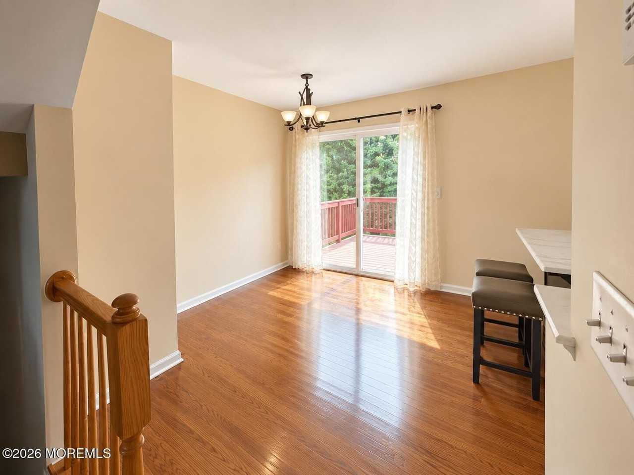 61 Saxton Rd - Photo 6 of 19
