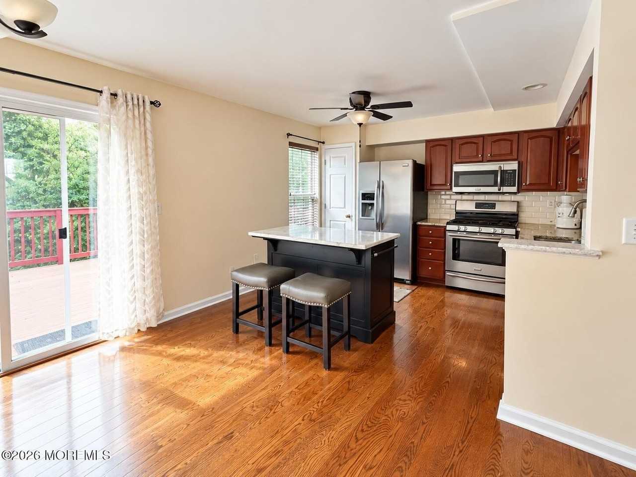 61 Saxton Rd - Photo 7 of 19