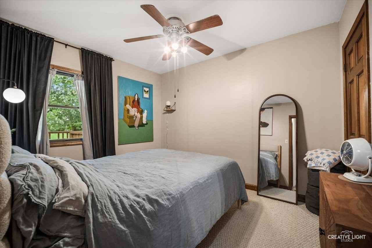 1125 Ash St - Photo 6 of 17